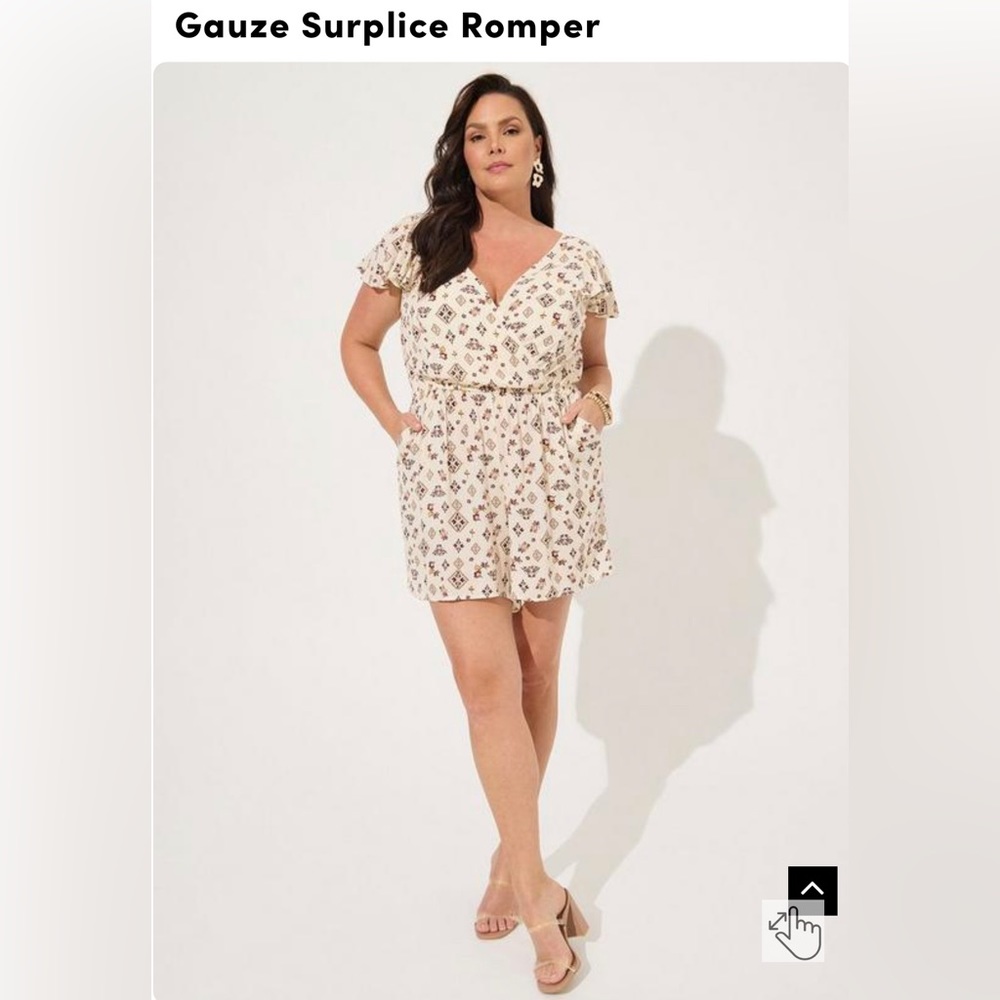 Torrid Gauze Surplice Romper NWT Size 2x